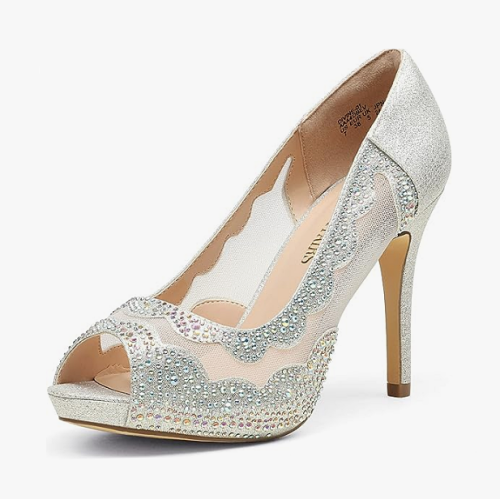Bridal pumps heels Stunning wedding shoes with luxurious lace and rhinestones for a sparkling look!