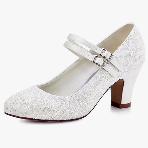 Wedding shoes ankle strap Wrapped in embroidered lace, caressing the legs with a flattering ankle strap