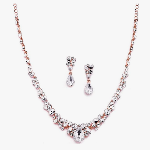 Rose gold plated bridal set Unique and majestic design that...