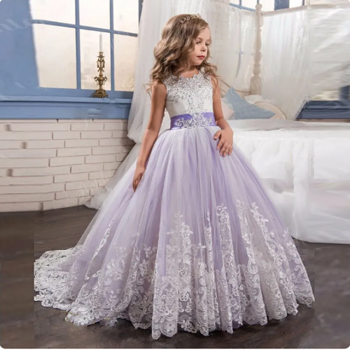 Ball-gown princess floor-length flower girl dress This long tulle dress is perfect for your princess and makes her elegant – For ages 7-15 years old