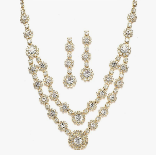 Bridal gold necklace and earring set that includes a spectacular necklace and falling earrings in a crystalline, glamorous and stunning design
