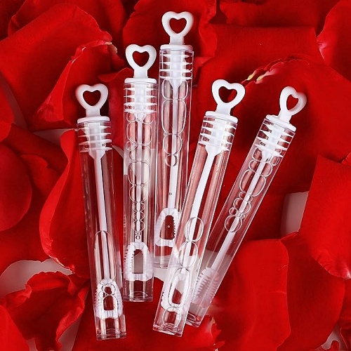 Wedding bubbles heart wand An especially affordable package of 56...