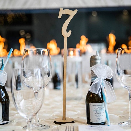Tall wooden table numbers 34 cm high for receptions of country weddings, dinners, cafes, restaurants, hotels, parties and more – Tables 1-25