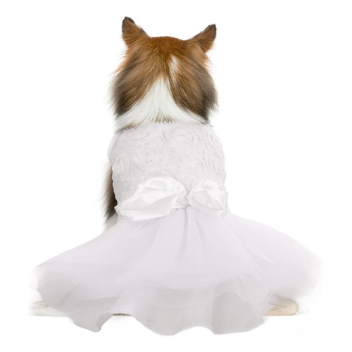 Large dog dress wedding in a romantic and captivating vintage design in a selection of sizes that will fit perfectly to your princess