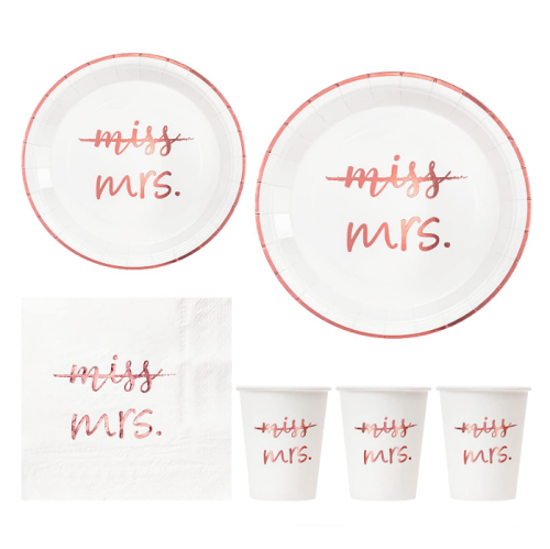 Miss to mrs set dinner napkins Rose Gold Miss to Mrs Tableware Set for 24 Guests at a great price including plates, dessert plates, cups and napkins